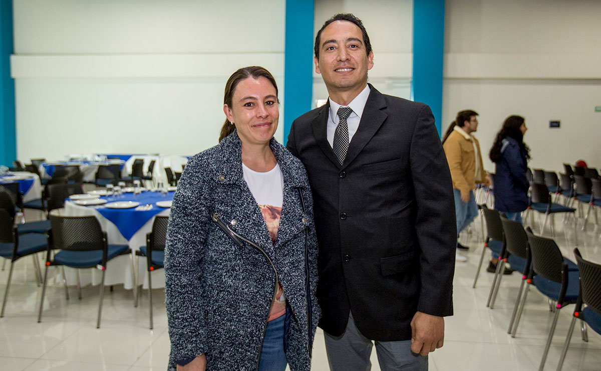 Adriana Leo y Edgar Del Hi