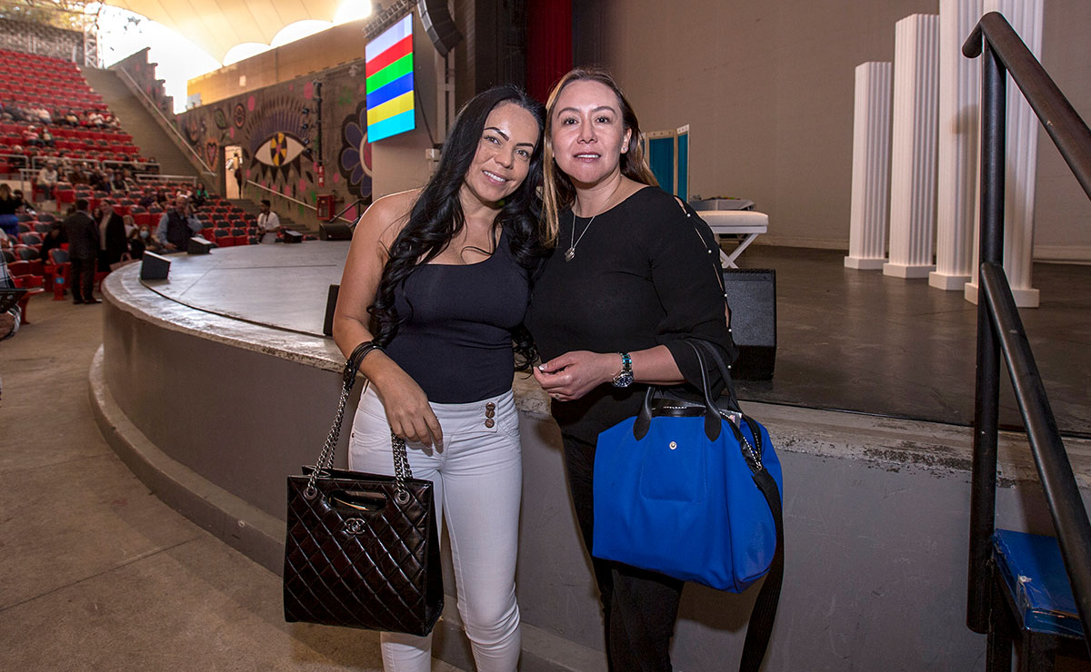 Andrea Tinoco e Irene Olivares