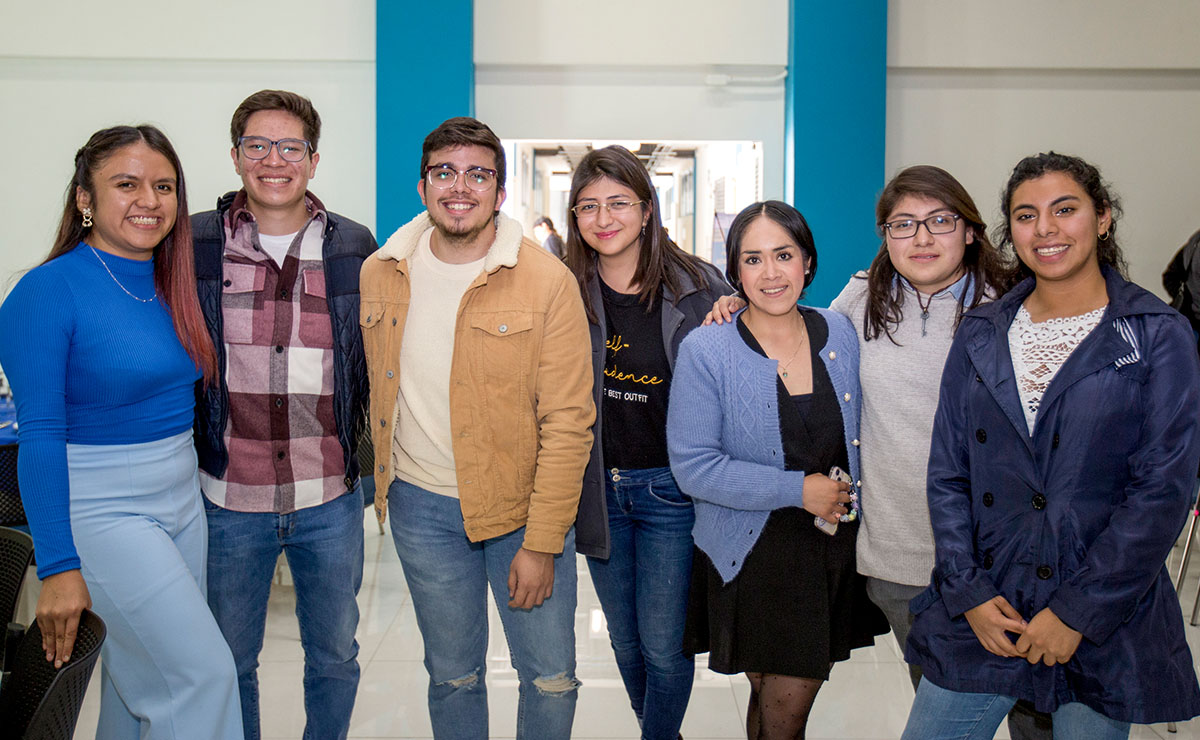 MonserraT Memije, Uriel Martínez, José Ruiz, Nancy Chávez, Leticia Arias, Donagi Paola y María Robles