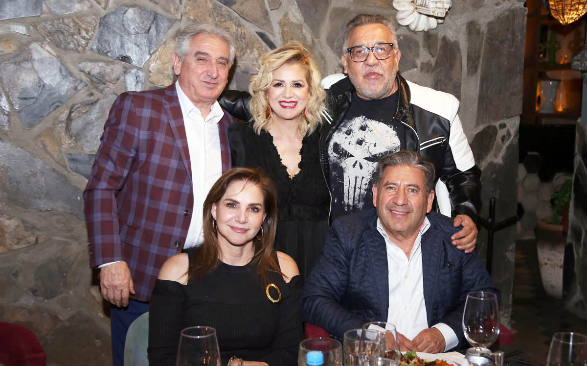 Peter, Vero, Jorge, Silvia y Fernando