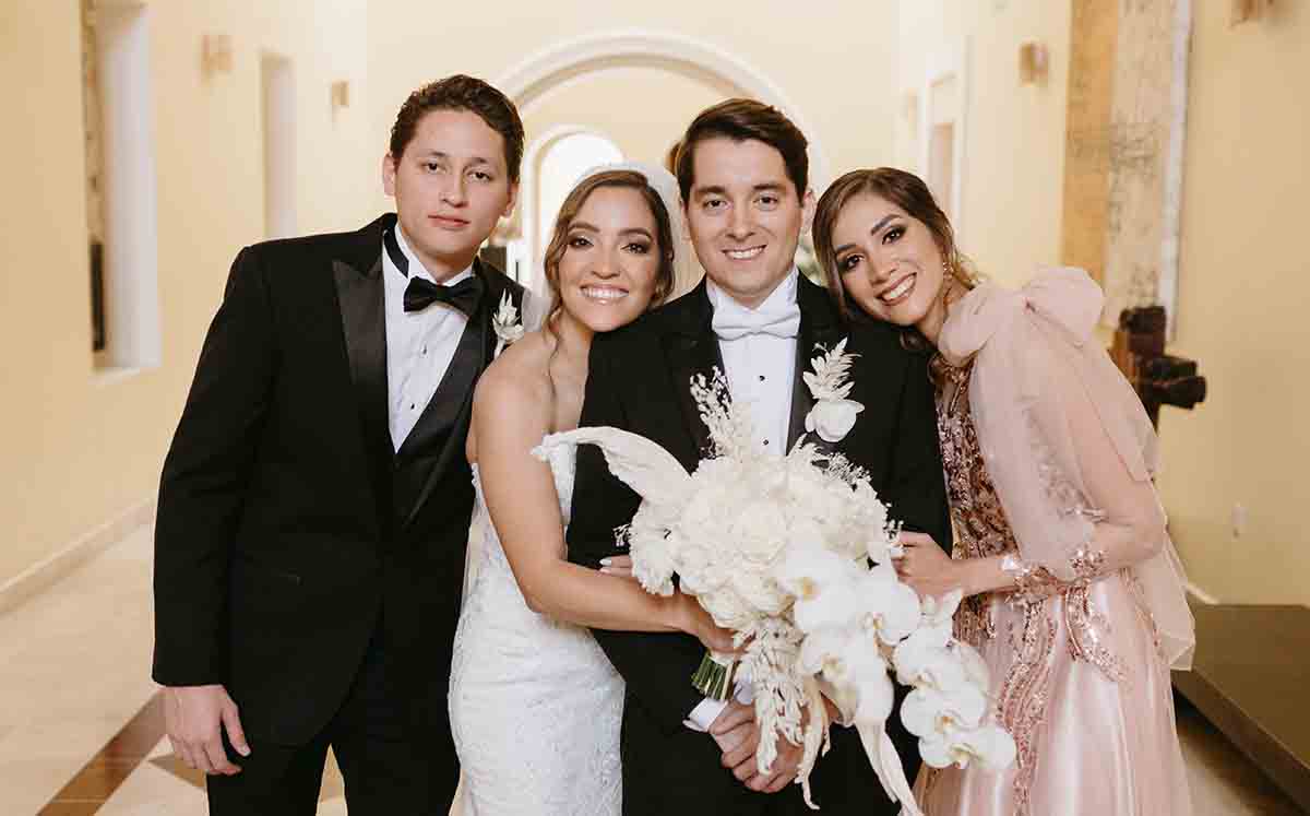 Daniel de la Cruz, Anakaren Ramírez, Isaac de la Cruz y Melissa de la Cruz / Fotos: Cortesía