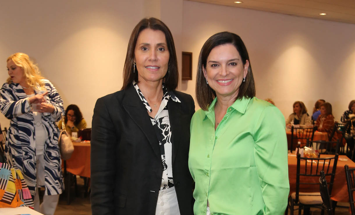 Marla Martínez y Zandra de Meouchi