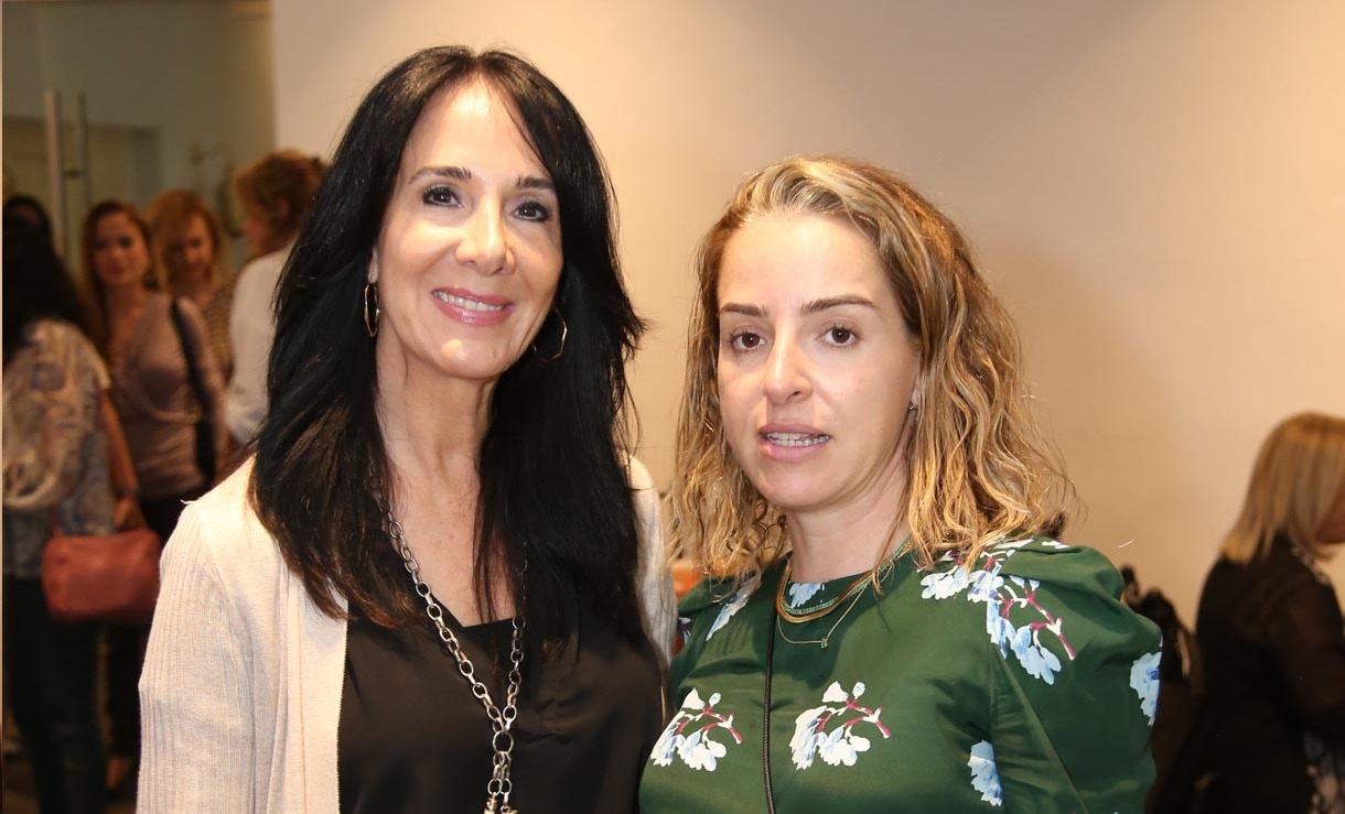 Ana Roesch y Milagros Hernández
