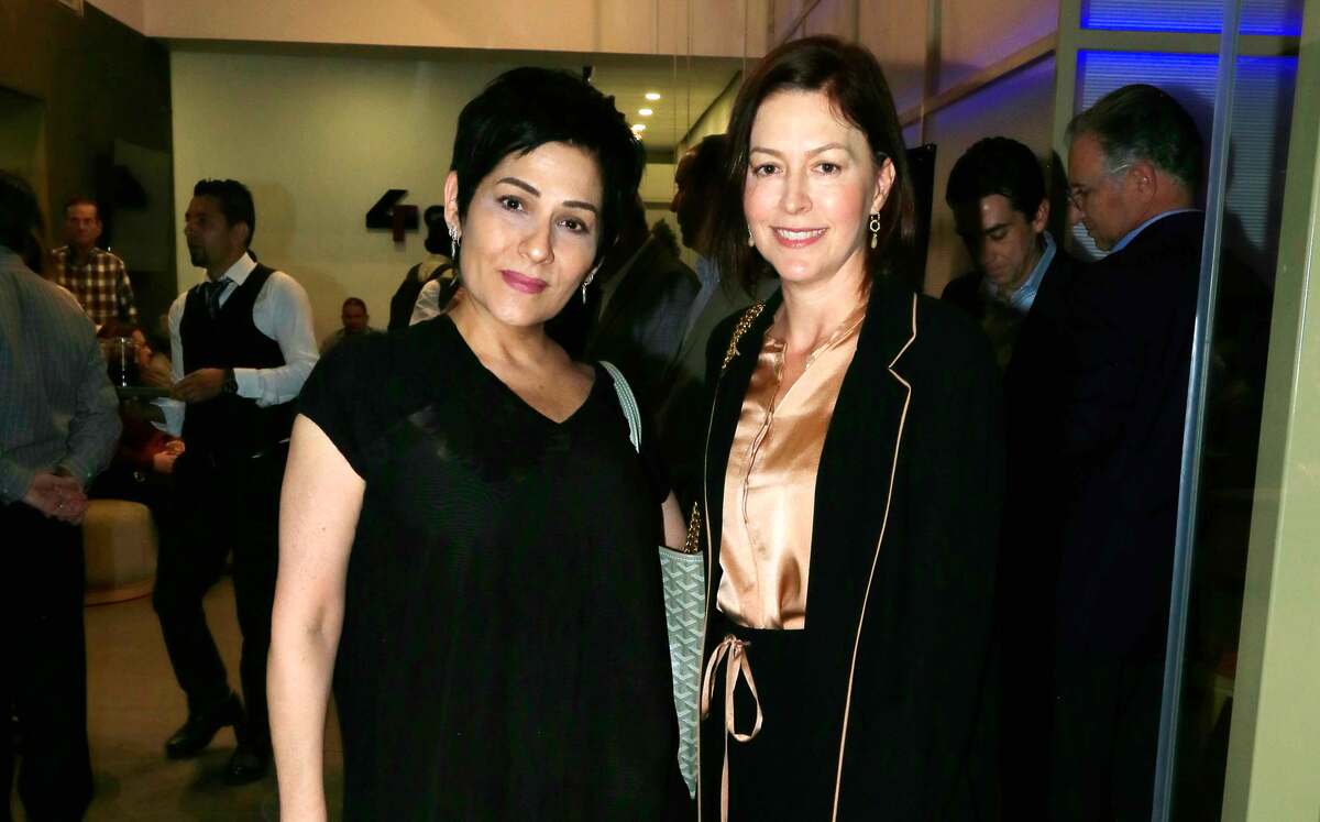 Ale Álvarez y Lucia Lozano de Barrera