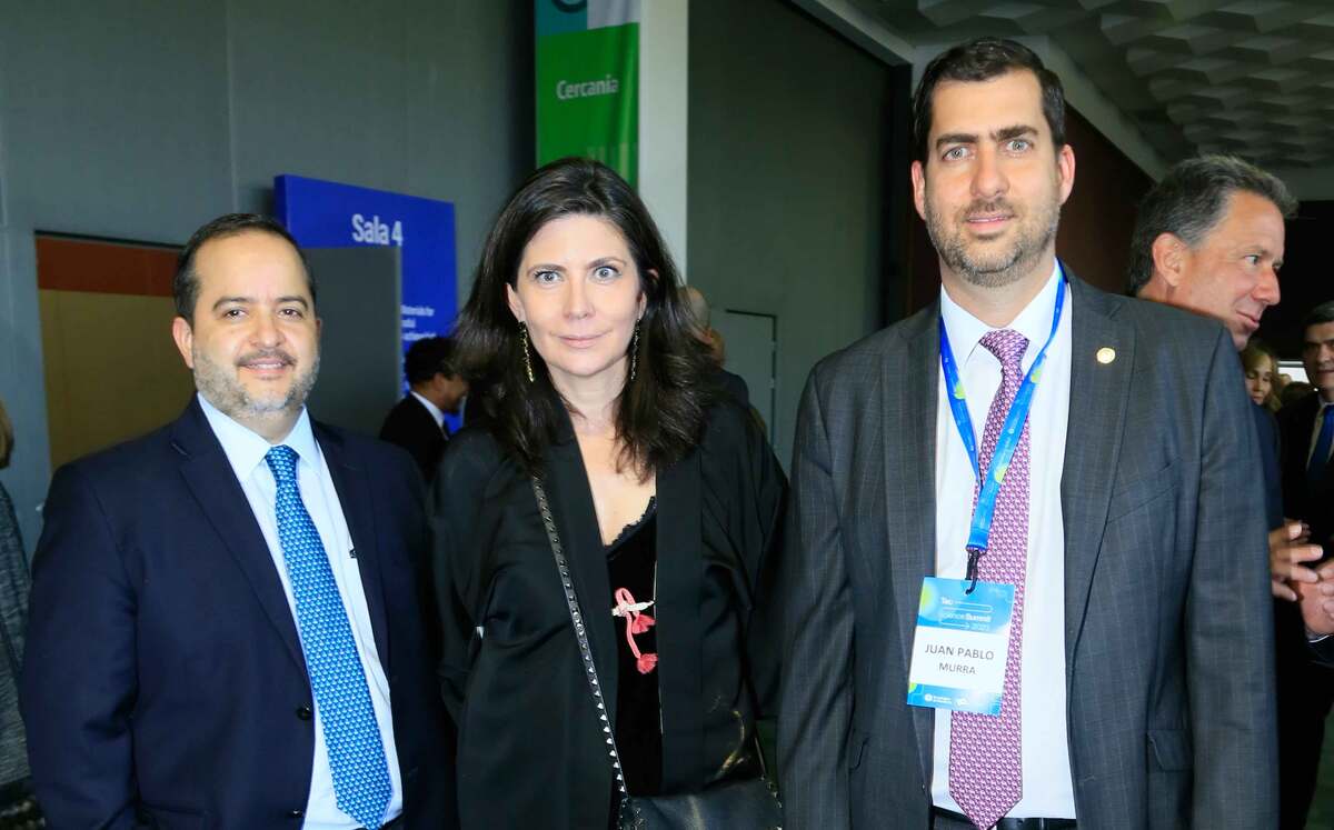 Alejandro Cuaré, Karin Oechler y Juan Pablo Murra