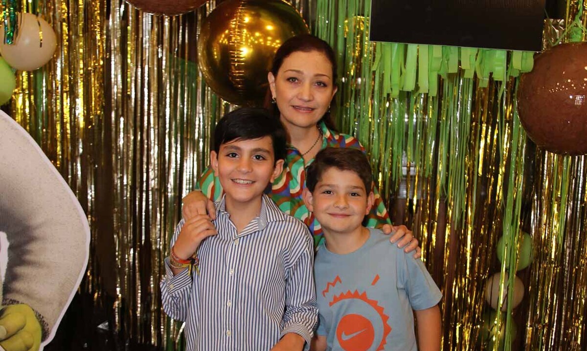 Bárbara Bortoni, Gabriel Santillán y Sebastián Santillán
