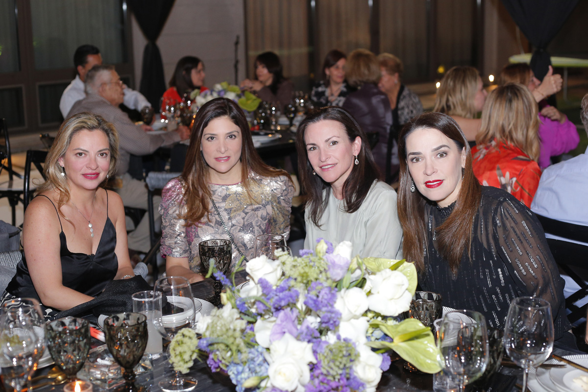 Brenda Aldape, Érika Ruiz, Lucía Elizondo y Geo Barrera