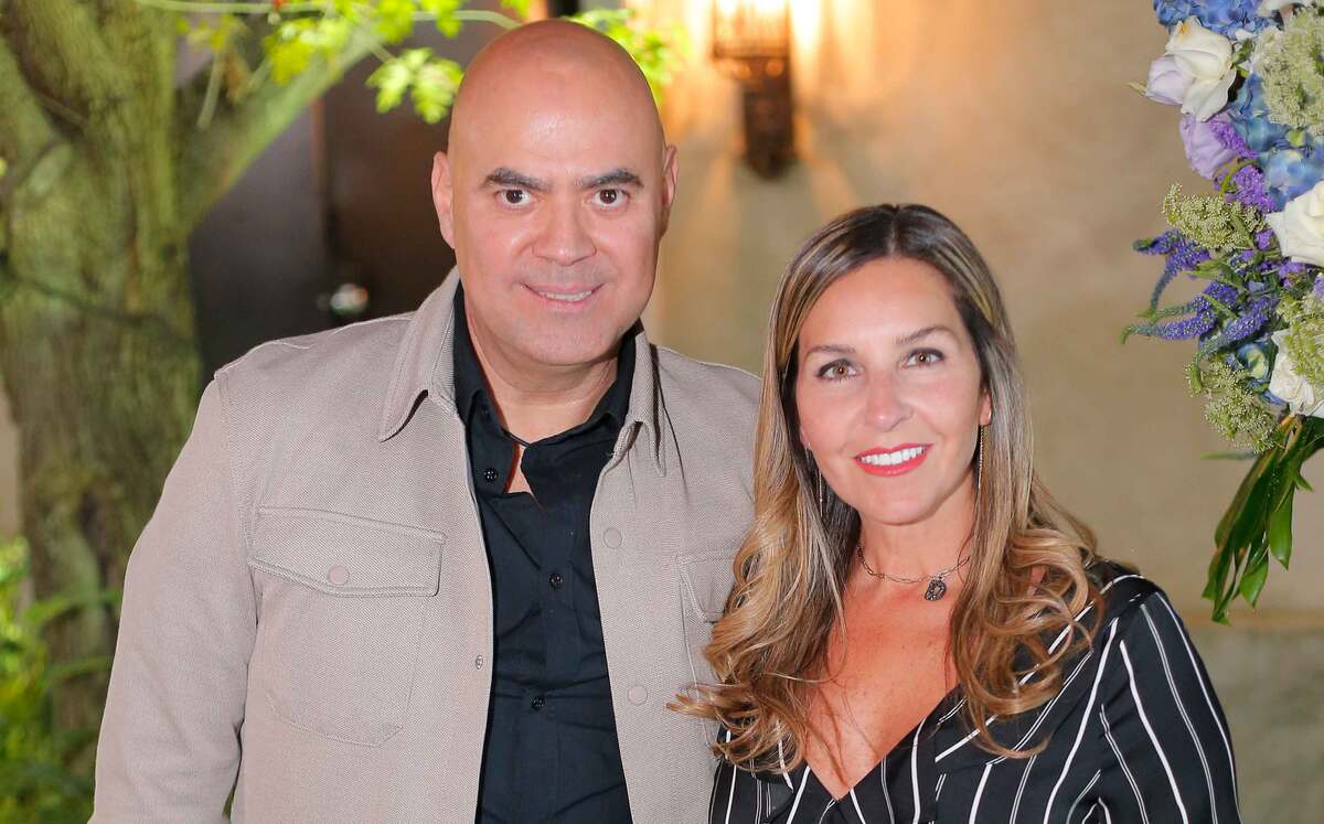 Eduardo Saldaña y Deborah Garza