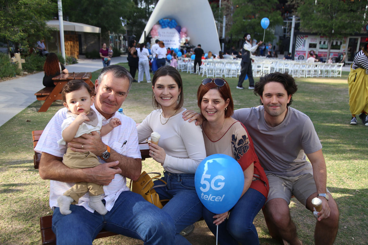 Gerardo García, Guillermo Dillon, Mónica Dillon, Mónica Ortiz y Andrés Dillon