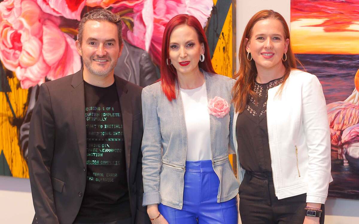 Luis W Guajardo, Monica García de Moyeda  y Gabriela Aranda