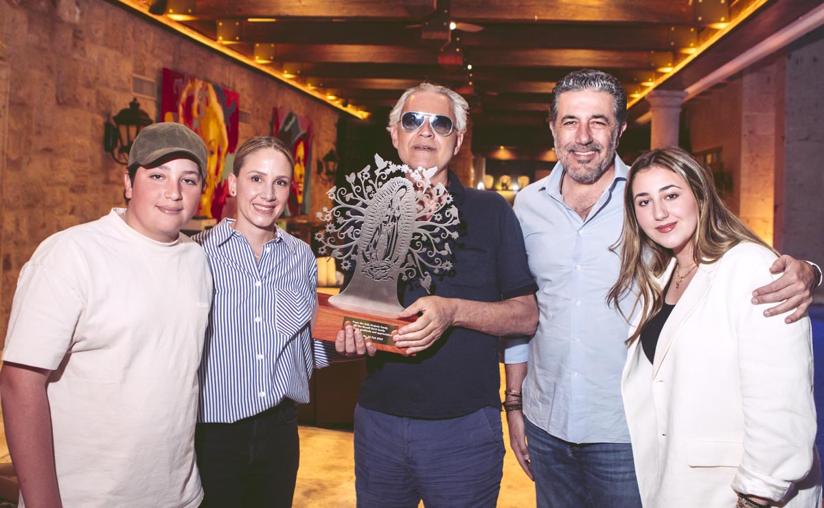 Reda Patricio, Cristina, Andrea, José Antonio y Sofía