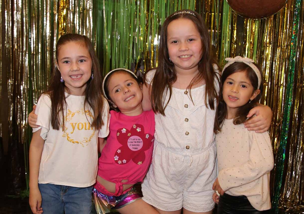 Regina Aldape, Bárbara Tafich, Roberta Zavala y Gaby Garza