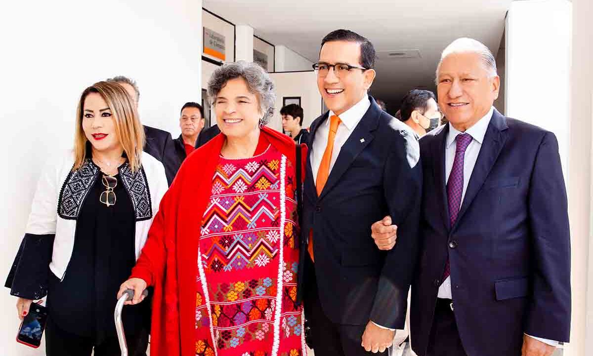 Marcela Carcaño, Beatriz Paredes, Jose Mata y Melquiades Morales