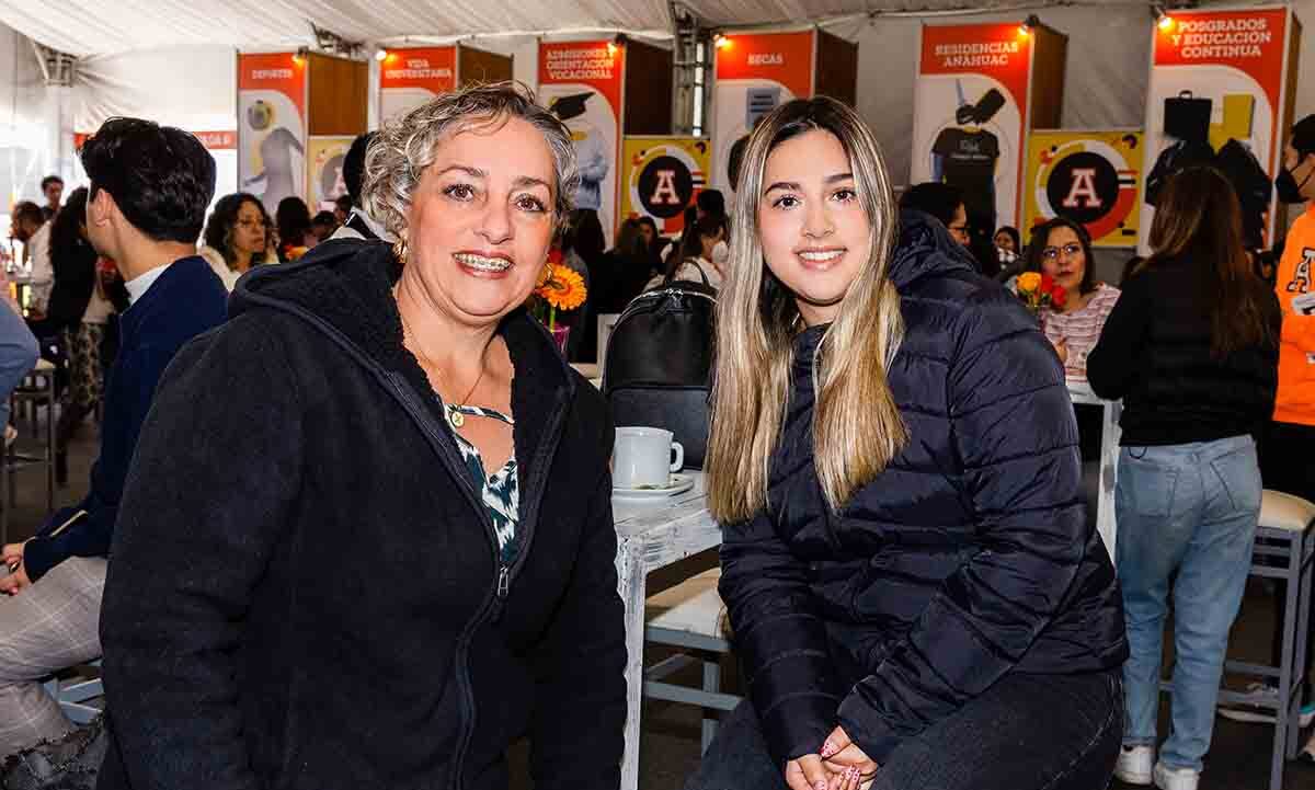 Ximena Luna y Camila Bello