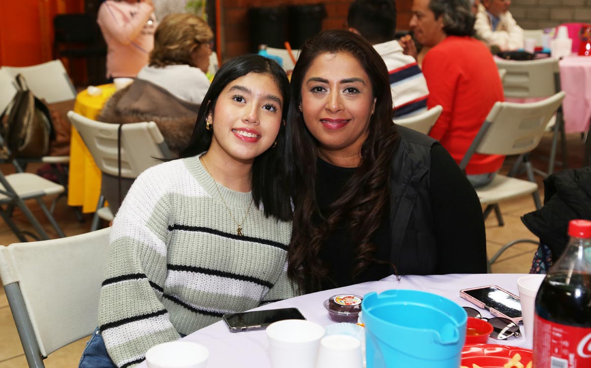 Natalia y Carolina