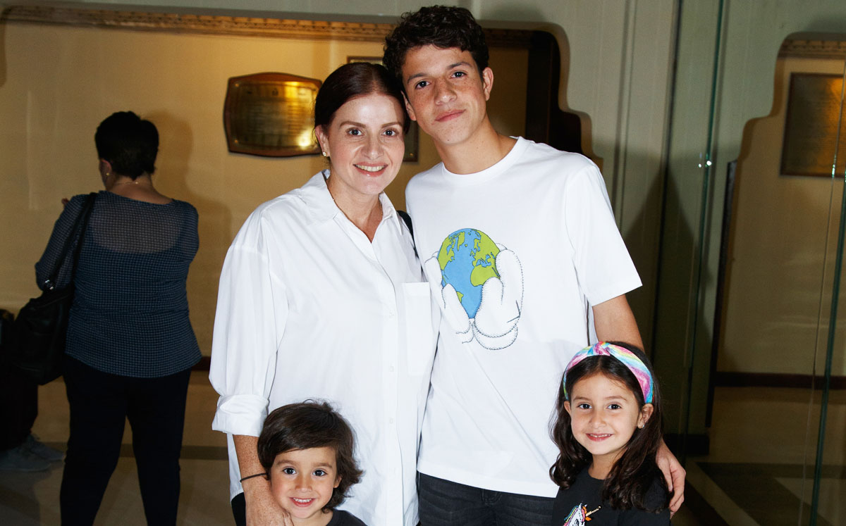Rodrigo, Liliana, Bernardo y Mía