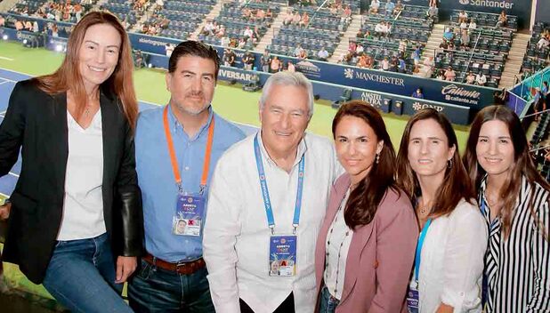 Alejandra Garza, Hernán Garza, Hernán Garza, Daniela Garza, Sofia Garza y Eugenia Garza / Fotos: Roberto Alvarado
