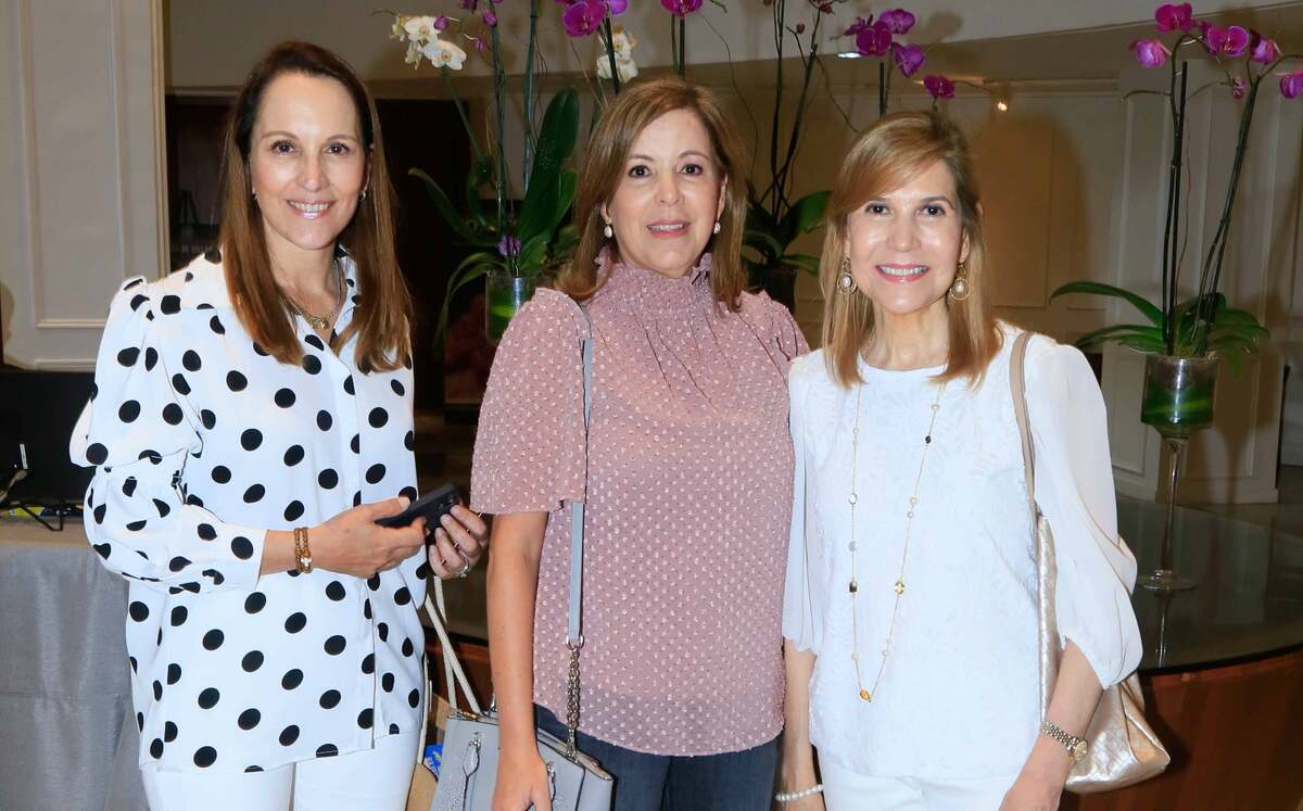 Ana Lorena de Rodríguez, Gaby Cantú de Sada y Cecy Cantú de Fernández