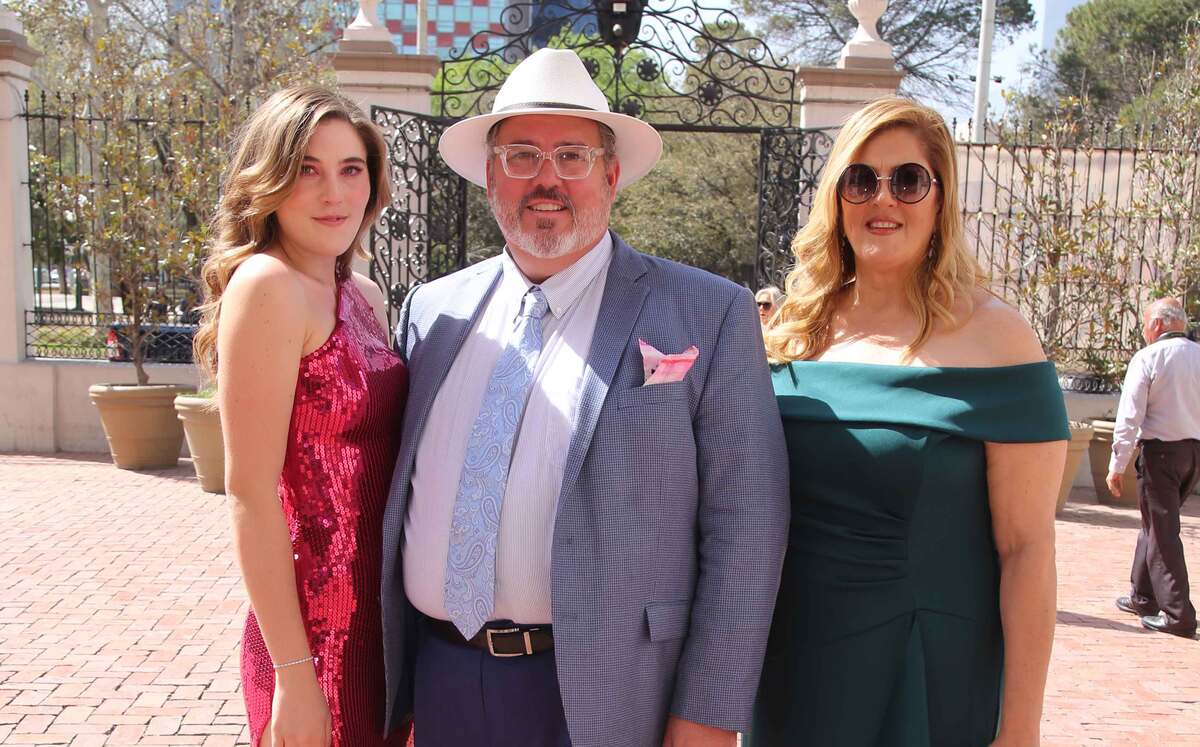 Christianne Lozano, Javier Lozano y Gabriela Iza de Lozano