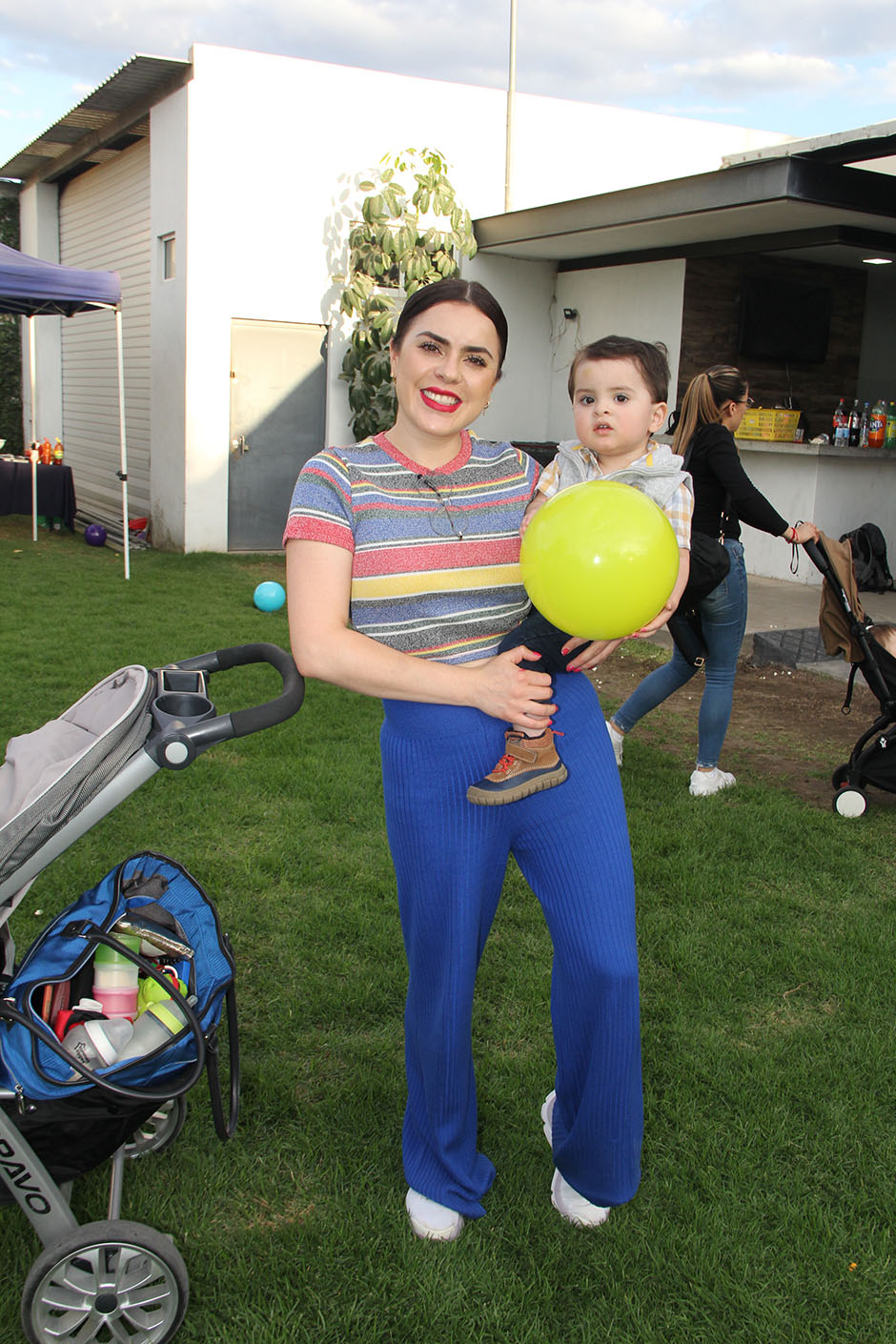 Esthela Medina y Tadeo González
