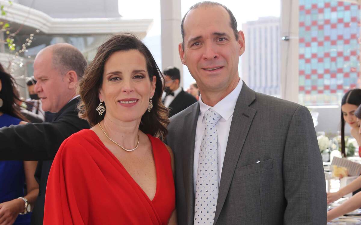 Marcela Olais y Fernando Lobo