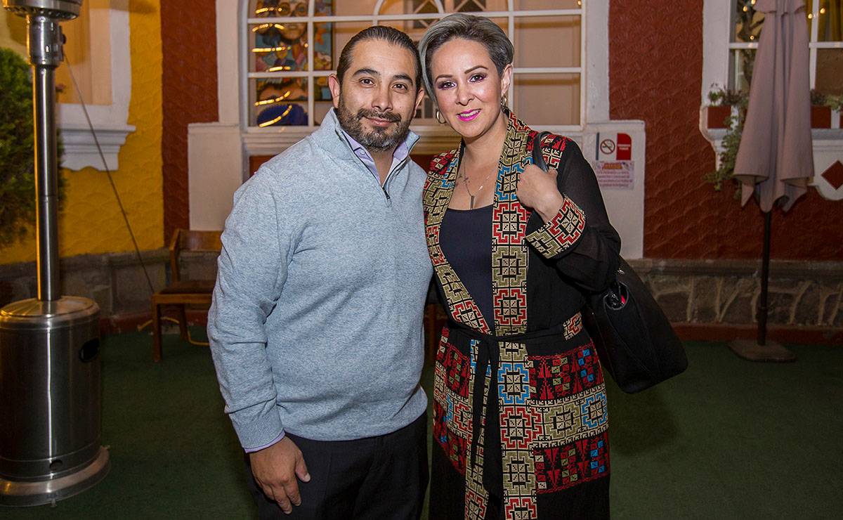 Oliver Pérez y Brisa Bernal