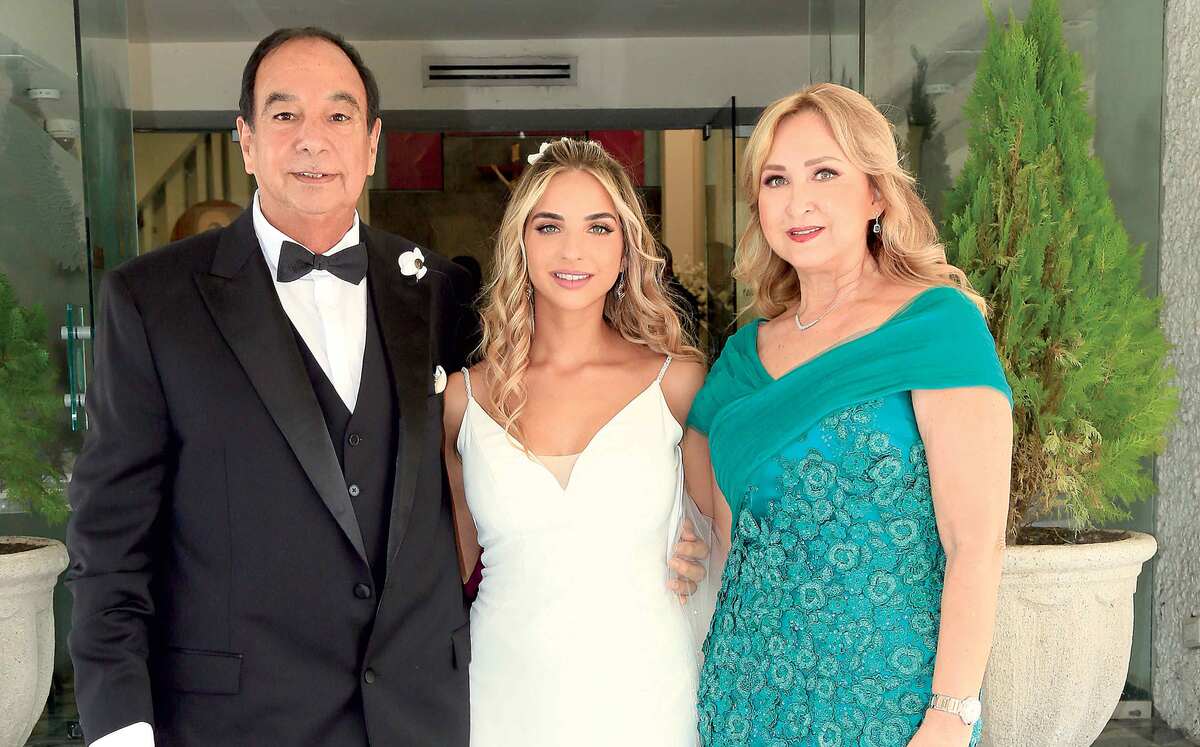 Papás de la novia. Elías Andonie, Chabe Andonie y Lisa González de Andonie