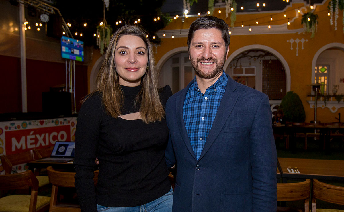 Sandy Caballero y Omar Iván