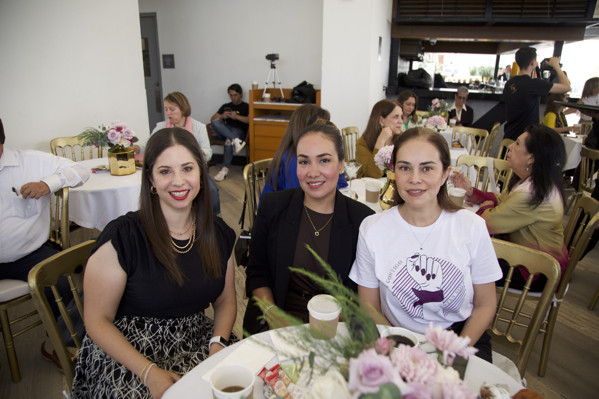 Susana Villarreal, Debany Rodríguez y Wendy Pacheco