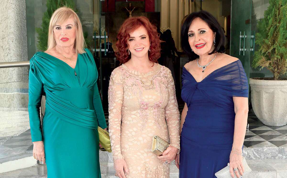 Terina de Romero, Bety Padilla de Marcos  y Margarita González de Berchermann