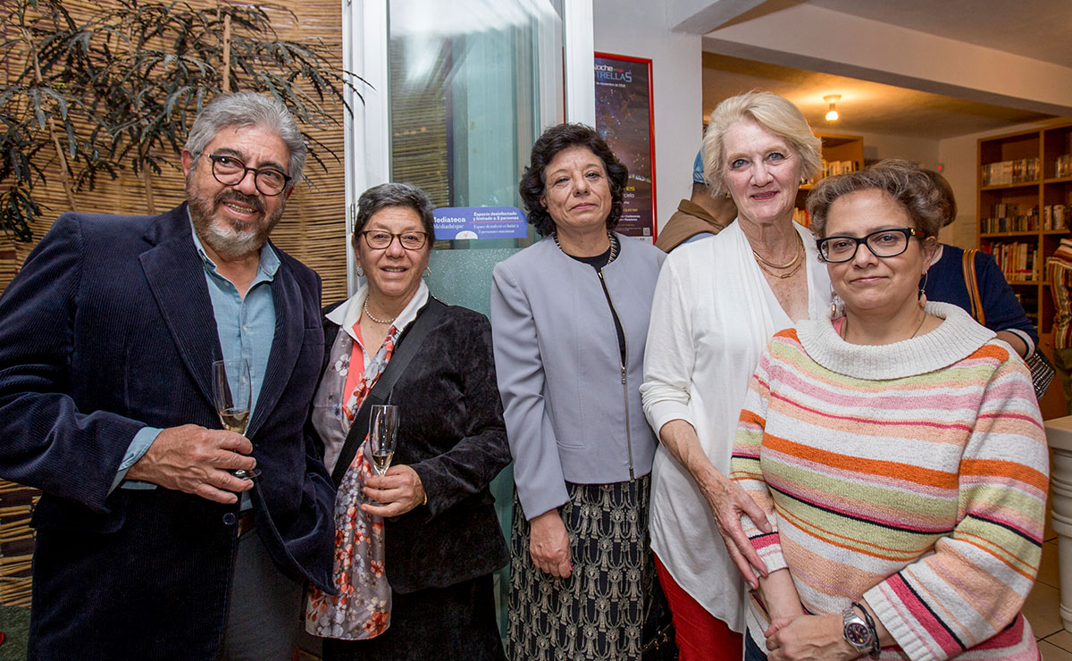 Carlos Villavicencio, Martha Bringas, Guadalupe García, Barbara Bangle y Guadalupe Rodríguez