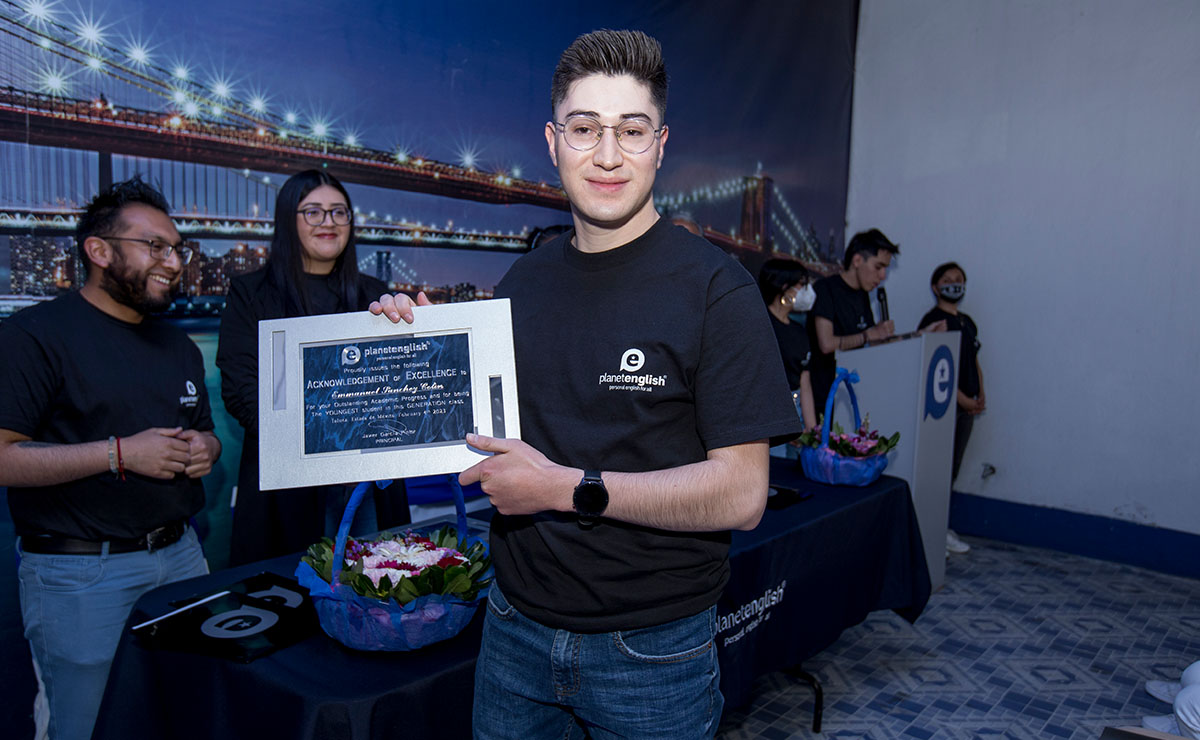 Graduados Planet English generación 2022 -2023