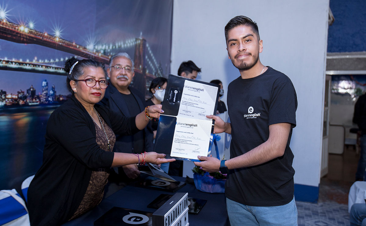 Graduados Planet English generación 2022 -2023