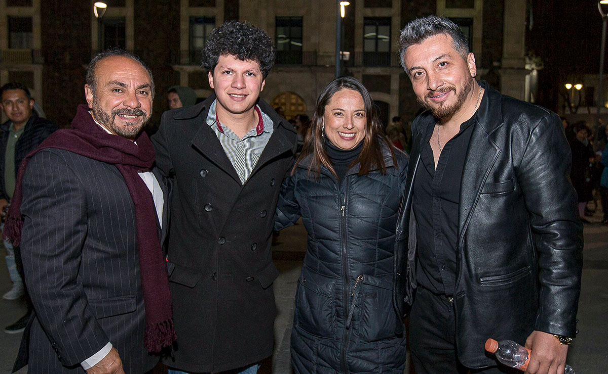 Roberto Escobar, Yabrán Escobar, Ángeles Serrano y Alejandro Escobar