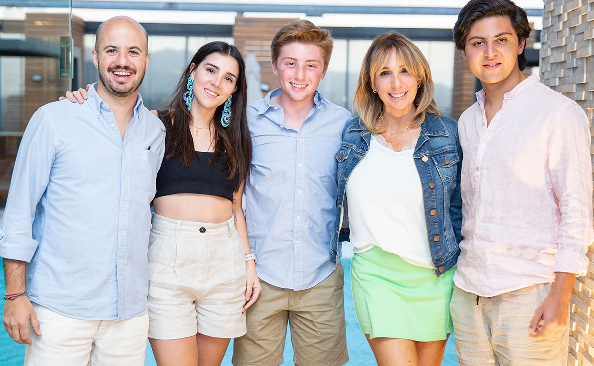 Lucas Barbieri, Mafer Salcedo, Pato, Ceci Junco y Juan Pablo Sahab