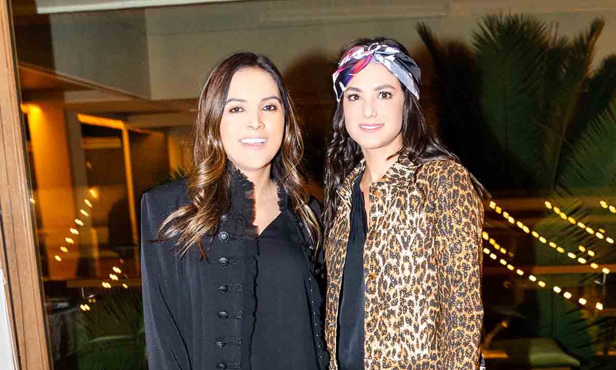 Paola Villa y Mariane Pérez
