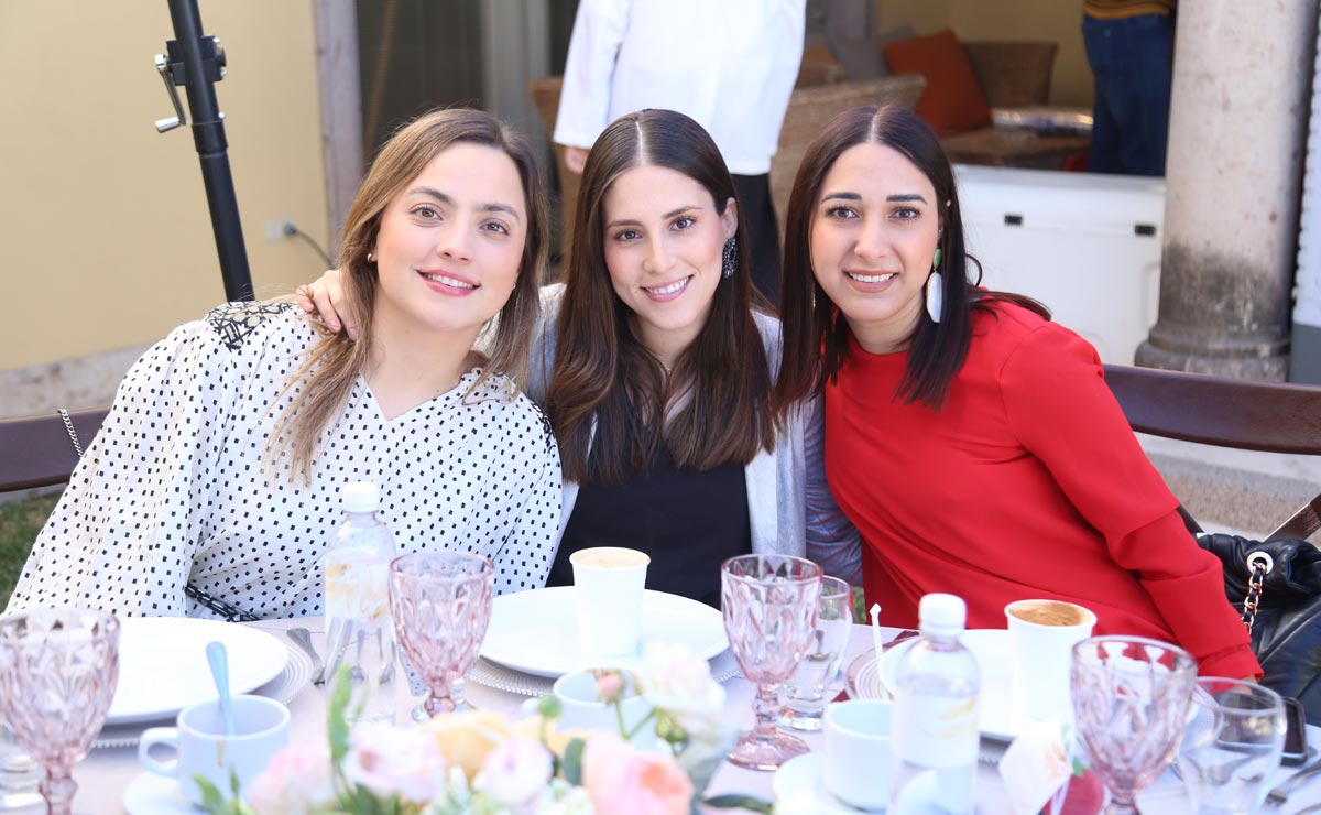 Mariana, Daniela y Tenssy