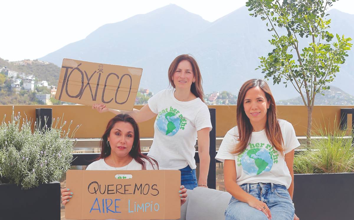 Sandra Pozas, Valeria Villarreal y Alejandra Cantú | Foto: Daniel Saldívar