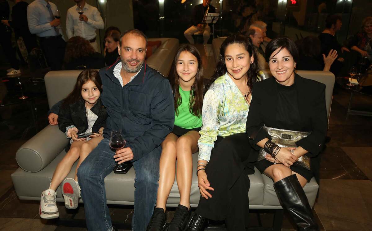 Victoria Cantú, Adrián Cantú, Ana Cantú, Berenice González y María del Mar Sancho