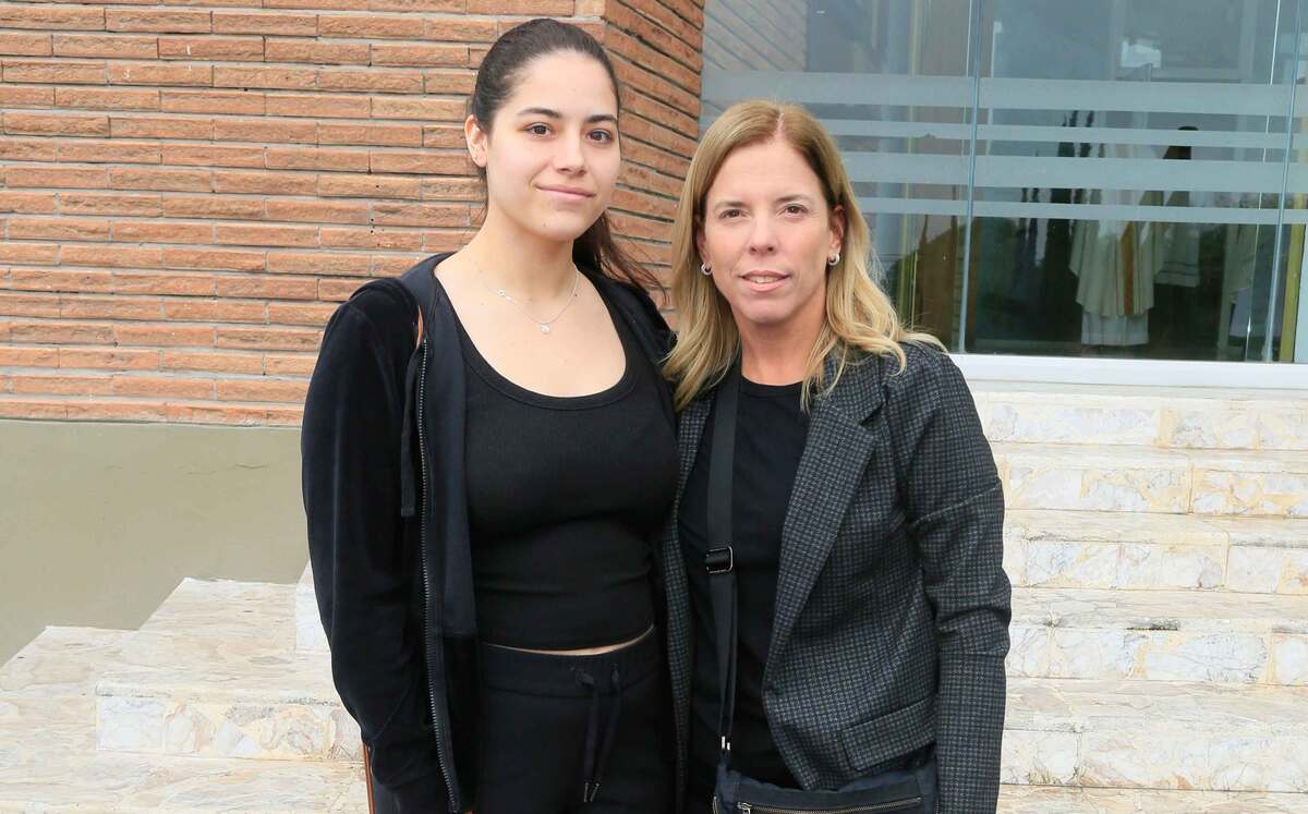 Viviana Garza y Katy Erhard