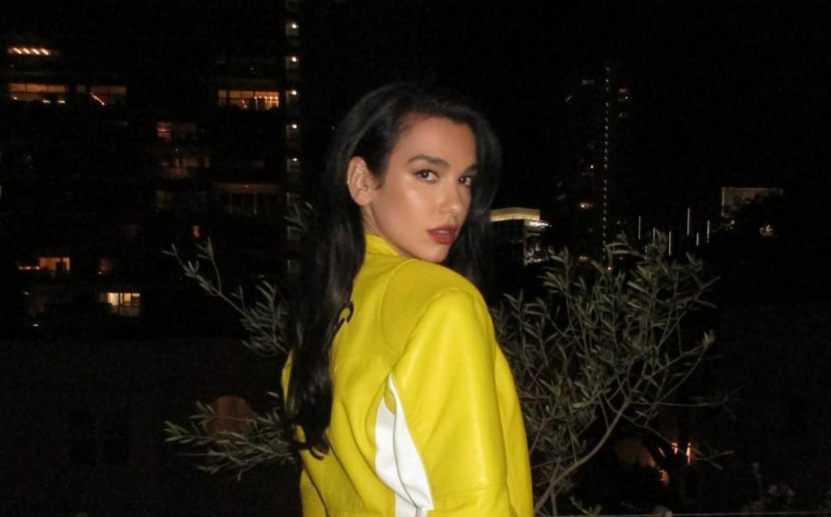 Dua Lipa luce bikini crochet de Hello Kitty y tacones (Instagram)
