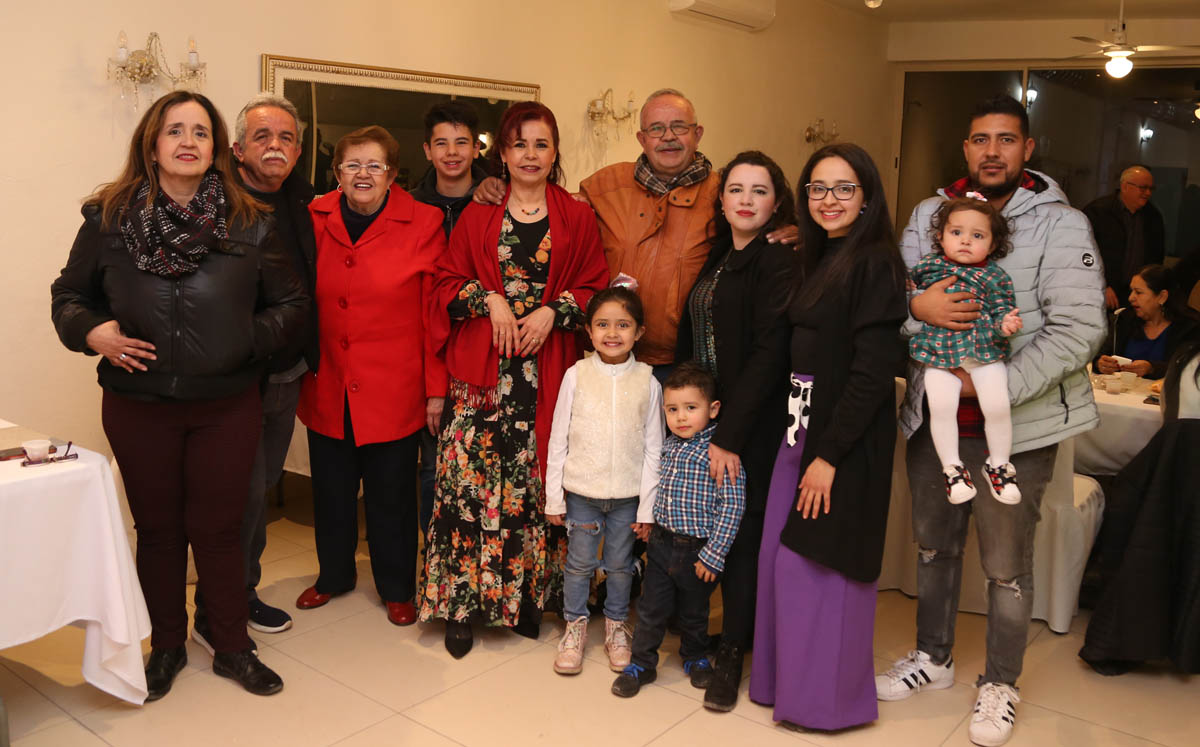 En familia