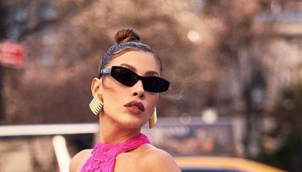 Michelle Salas se une a la tendencia sin pantalón en Nueva York | Foto (Instagram)