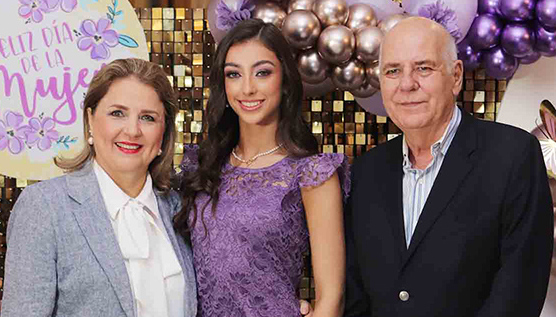 Begoña de Azcárraga, Daniela Sobera y Carlos Azcárraga / Foto: Dennis Hernández