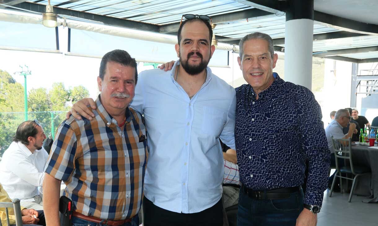 Miguel Nuñez, Chuy Nuñez y Arturo Vázquez Mellado