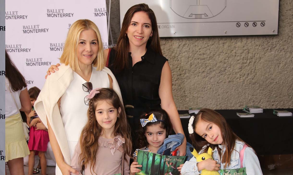 Loreto Villarreal, María Castro, Loreto Gutiérrez, María García y Emma García