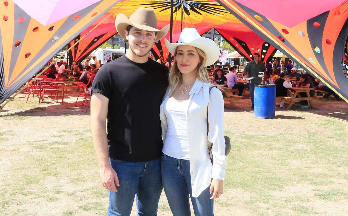 Hugo Quintanilla y Angélica Bañuelos