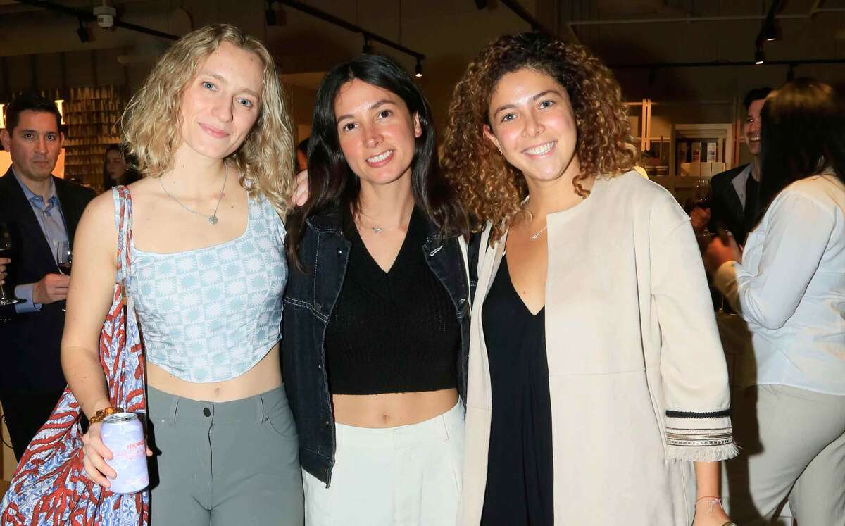 Montserrat Carrillo, Karla Cruz y Andrea Villaseñor