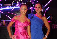 01 Valentina Azpeitia y Norma Azpeitia