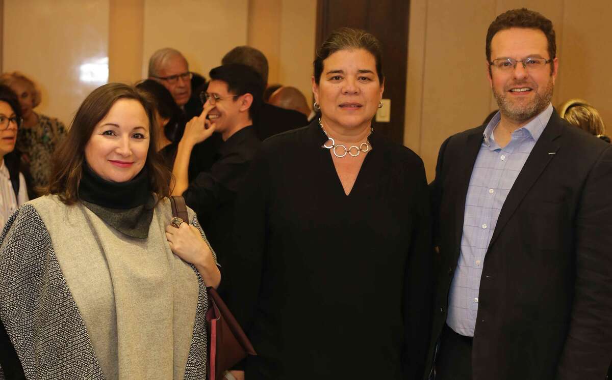 Verónica González, Sonya Santos y Ricardo Marcos